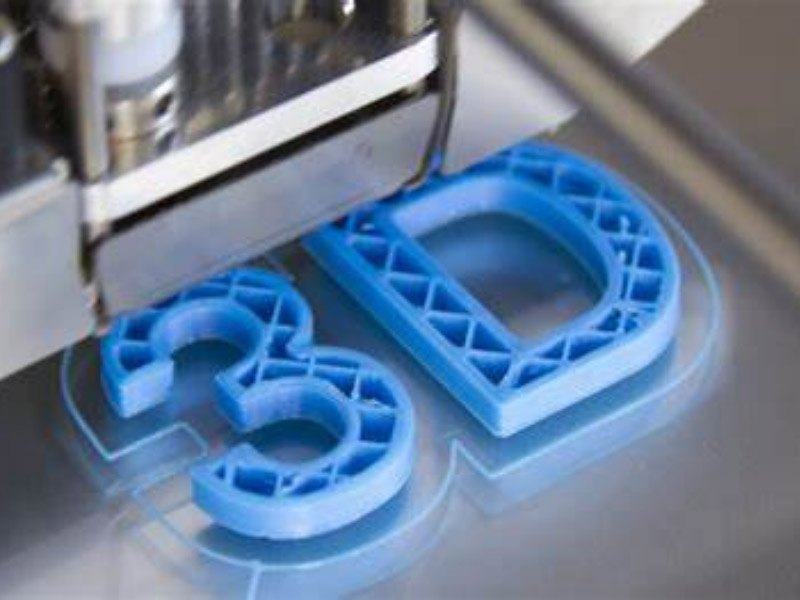 Teollinen 3D-filamenttiekstruuderi